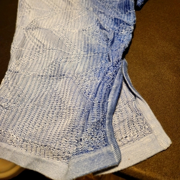 WHBM Blue Ombré Knit Blouse - Picture 6 of 11